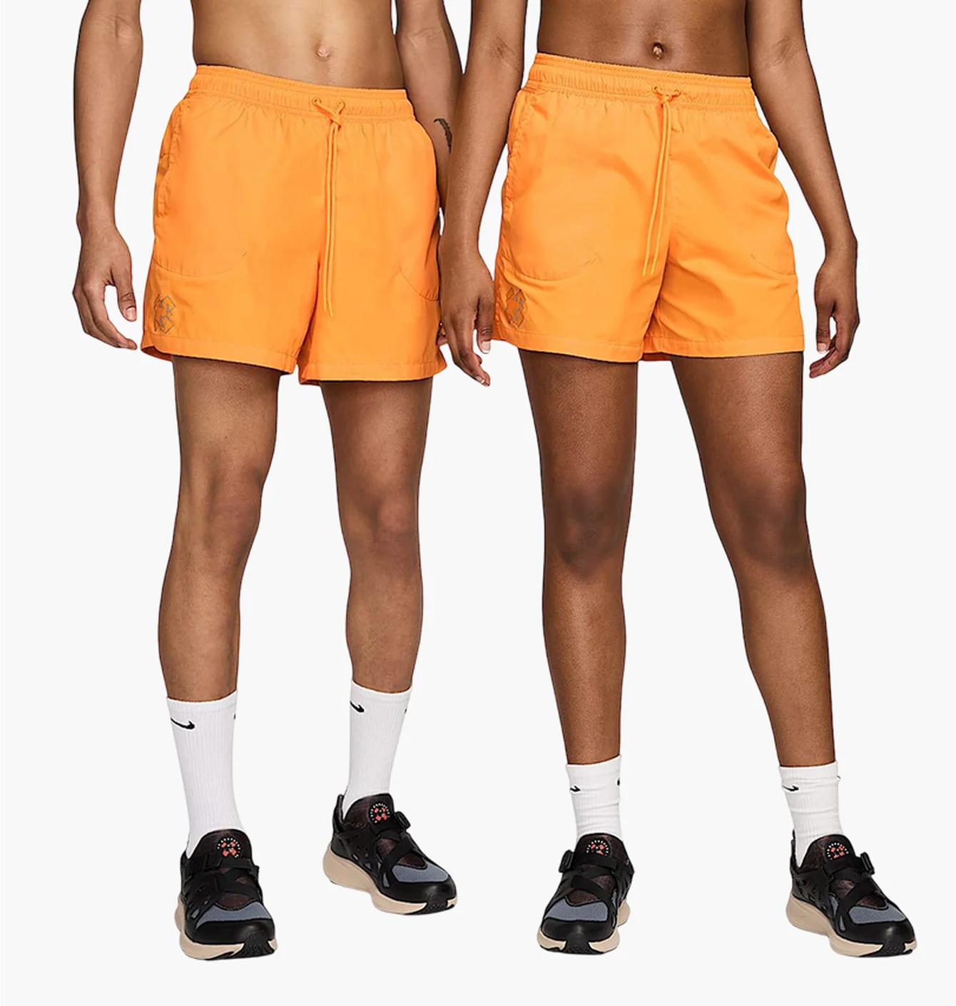 Шорти унісекс Nike Patta Running Team Orange FJ3063-717