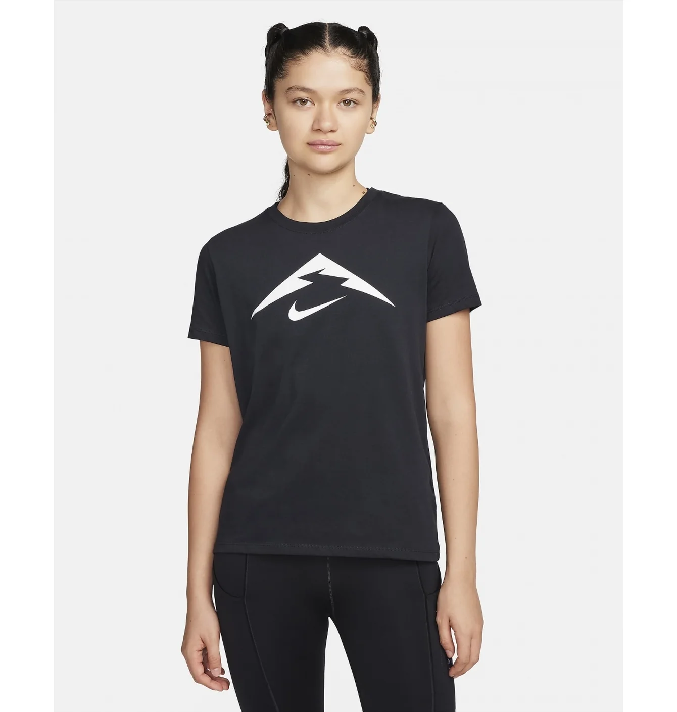 Футболка жіноча Nike T-Shirt Dri-Fit Trail Black FQ4987-010