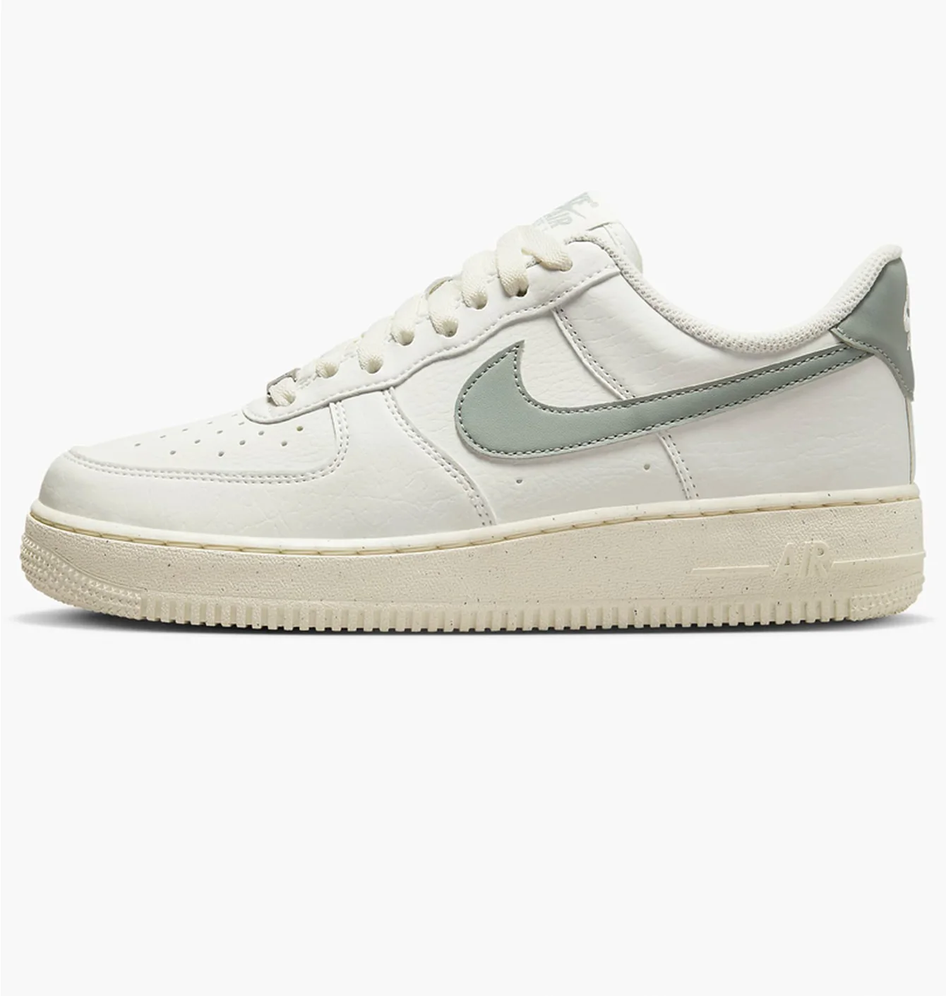 Кросівки жіночі Nike Air Force 1 07 Next Nature Beige Dn1430-107