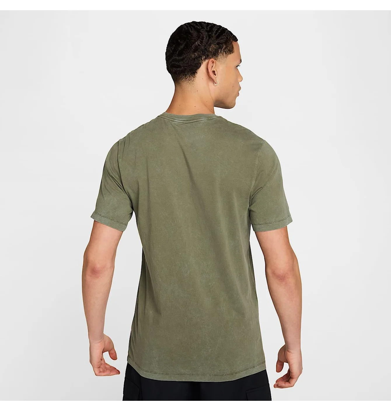Футболка чоловіча Nike Sportswear Olive HJ0732-222