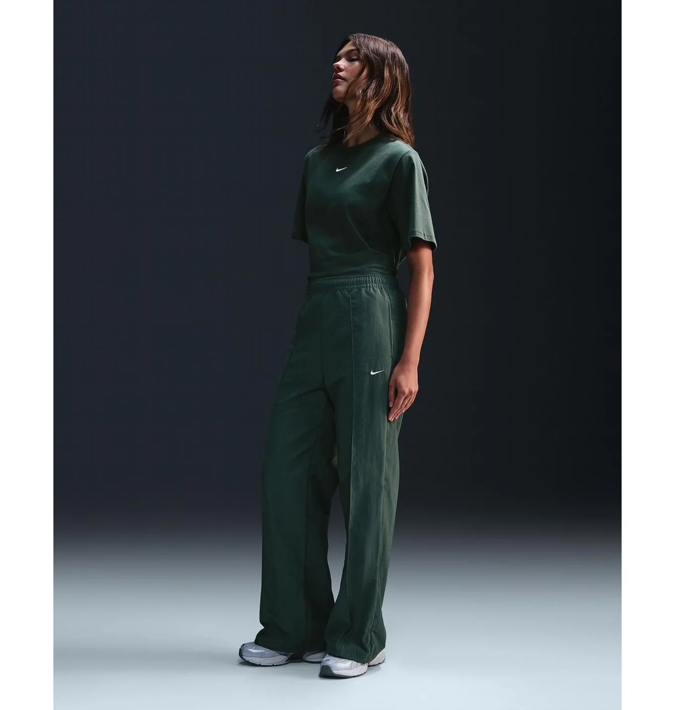 Штани жіночі Nike Sportswear Everythingvensmid-Rise Open-Hem Pants Green FQ3588-338