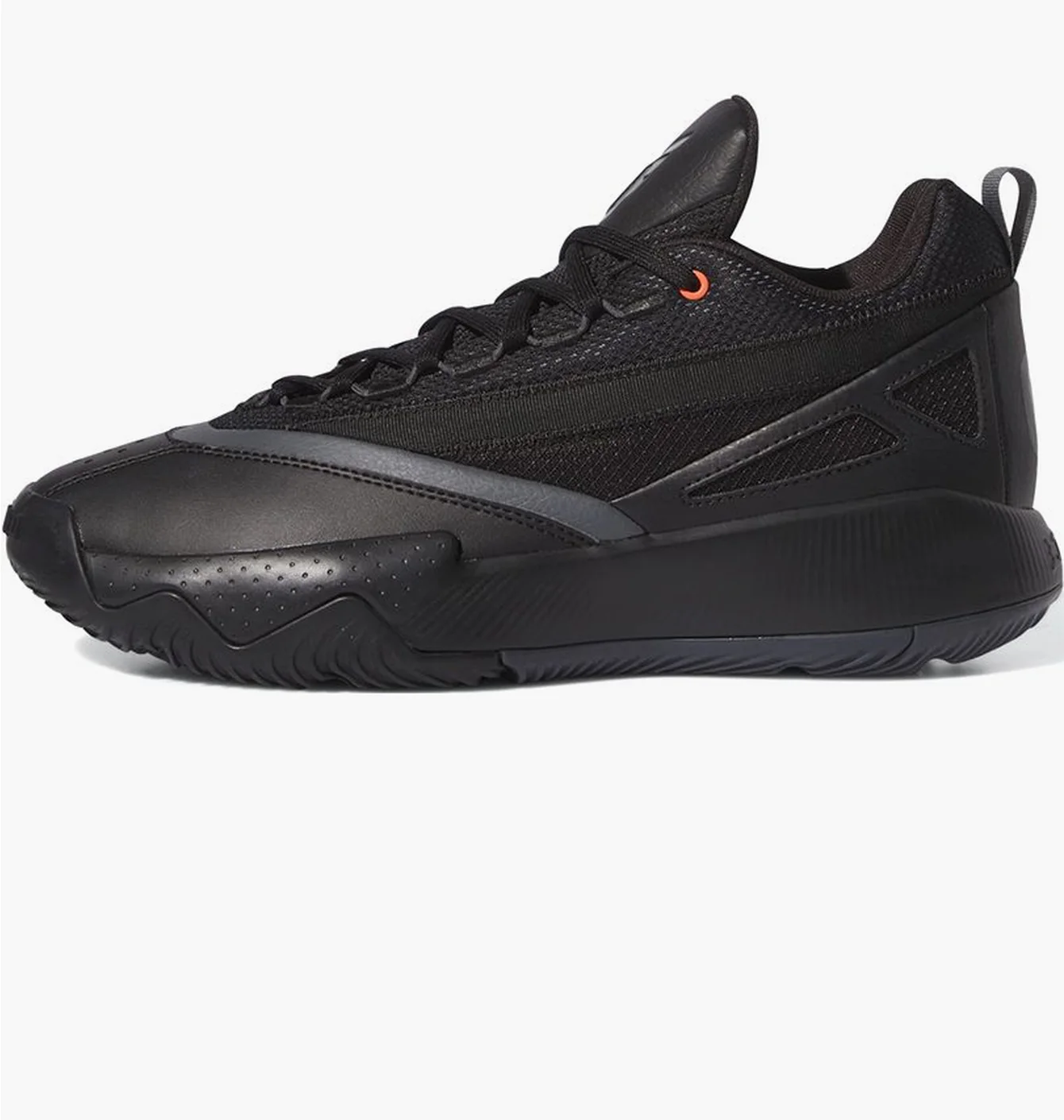 Кросівки унісекс Adidas Dame Certified 2.0 Basketball Shoes Black IE9352