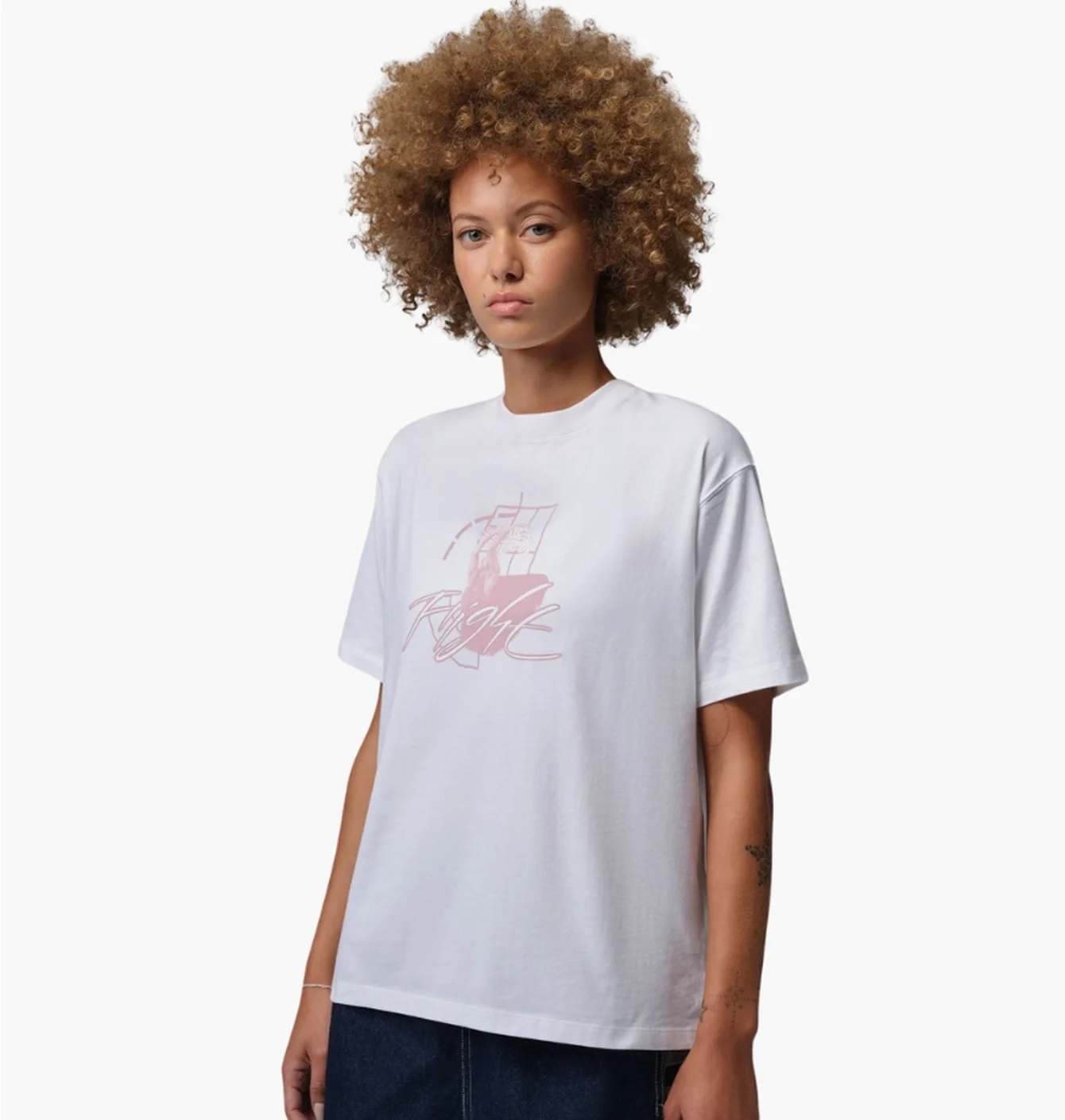 Футболка жіноча Nike Graphic White FD7244-101