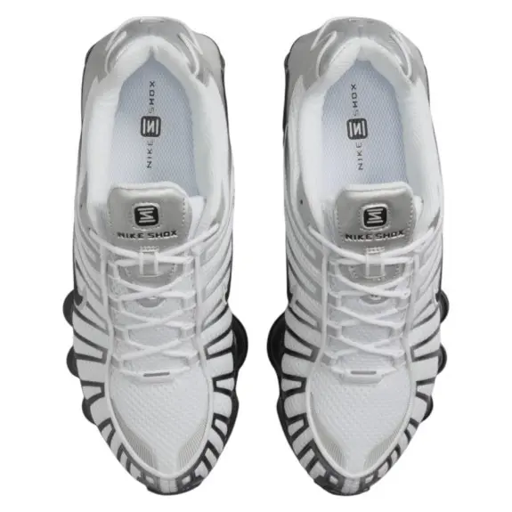 W NIKE SHOX TL