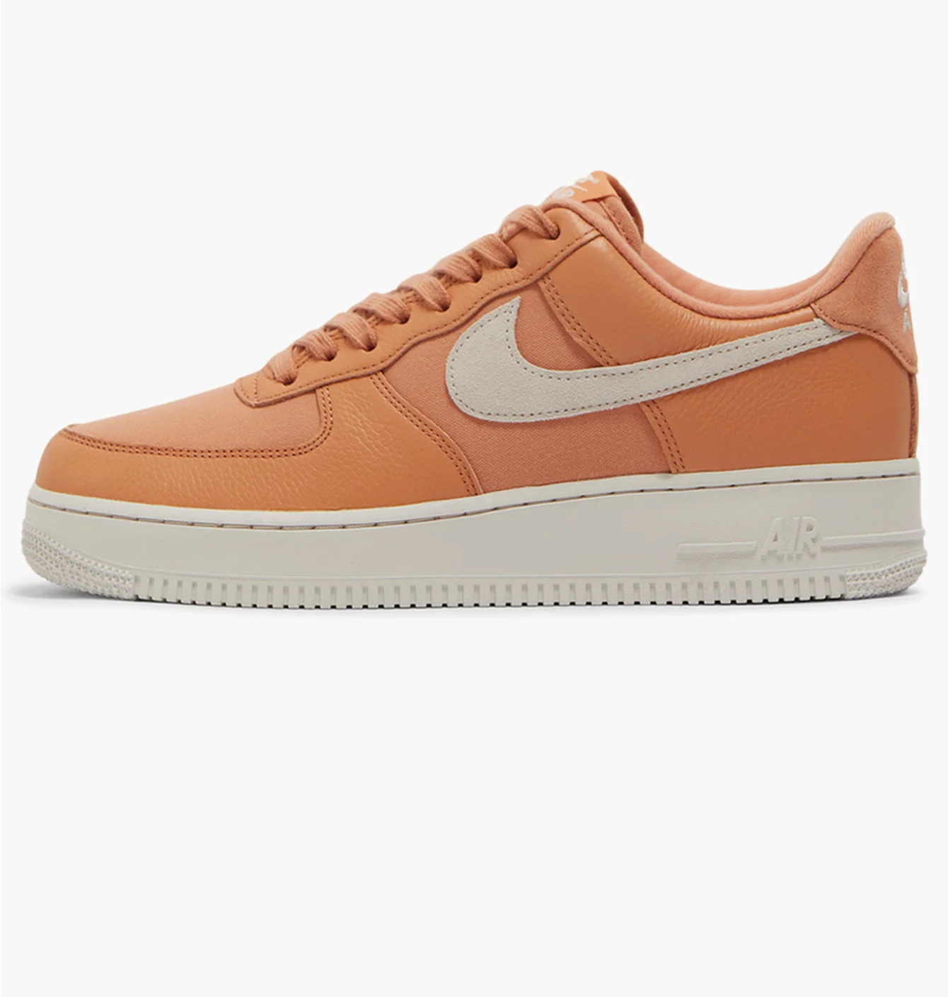Кросівки чоловічі Nike Air Force 1 07 Sneaker Orange DV7186-200