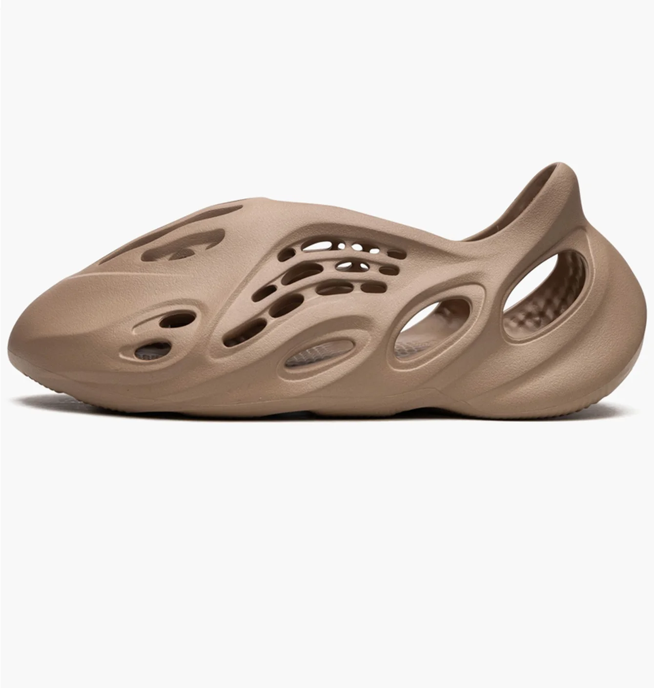 Тапочки чоловічі Adidas Yeezy Foam Runner Brown GV6842