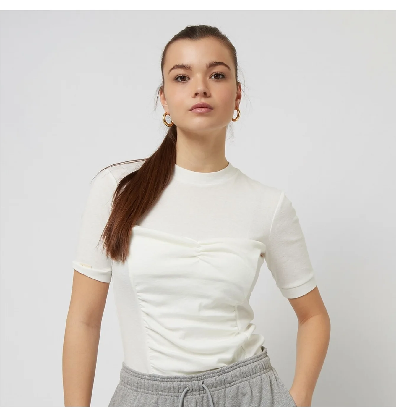 Футболка жіноча Nike Sportswear Twisted Short-Sleeve Top White DV8216-133