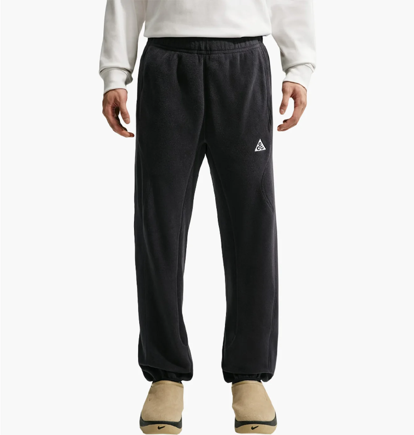 Штани чоловічі Nike Acg Wolf Tree Black HV1123-010