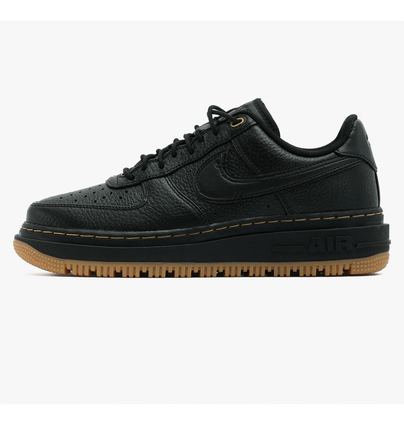 Кросівки чоловічі Nike Air Force 1 Luxe Black DB4109-001