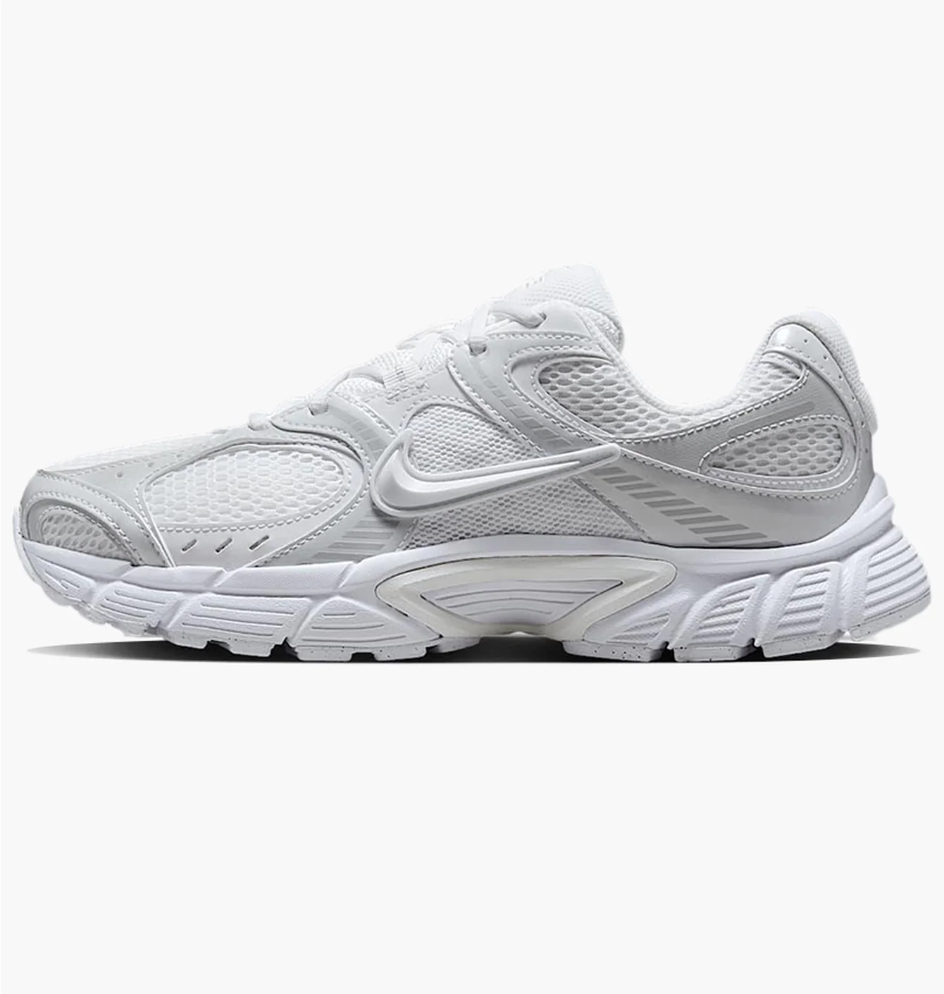 Кросівки жіночі Nike V5 Rnr WomenS Shoes White HQ7901-101
