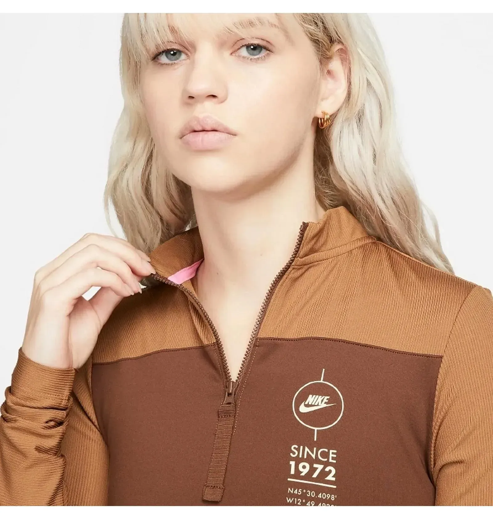 Спортивний костюм жіночий Nike Sportswear Tech Brown (FD4236-270__FD4237-270)