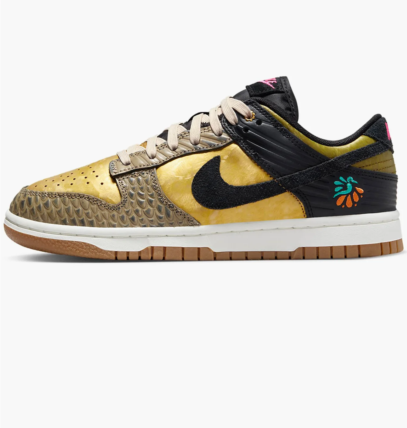 Кросівки жіночі Nike Dunk Low Premium Yellow FQ8148-010