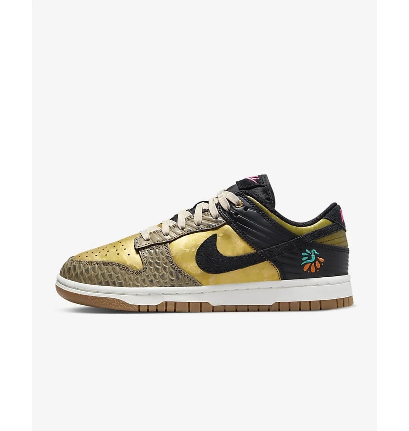 Кросівки жіночі Nike Dunk Low Premium Yellow FQ8148-010