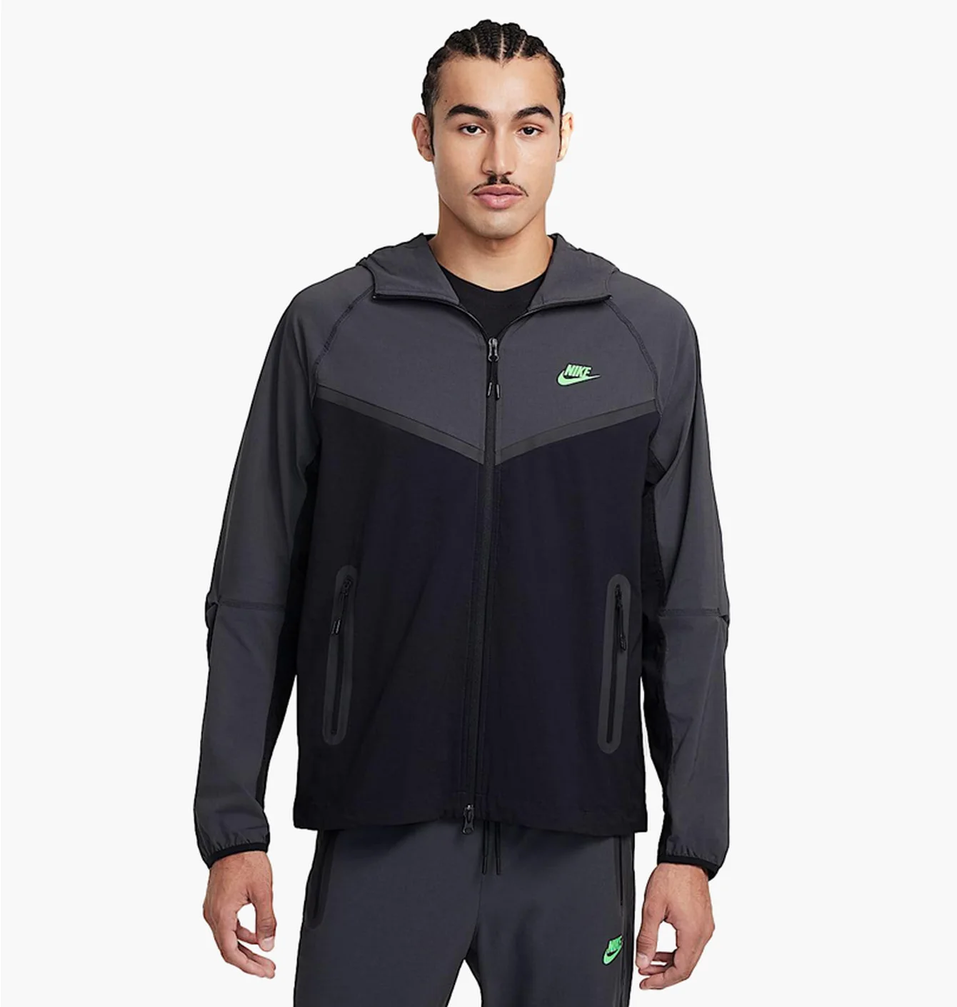 Куртка чоловіча Nike Tech Woven Jacket Black HM7151-013