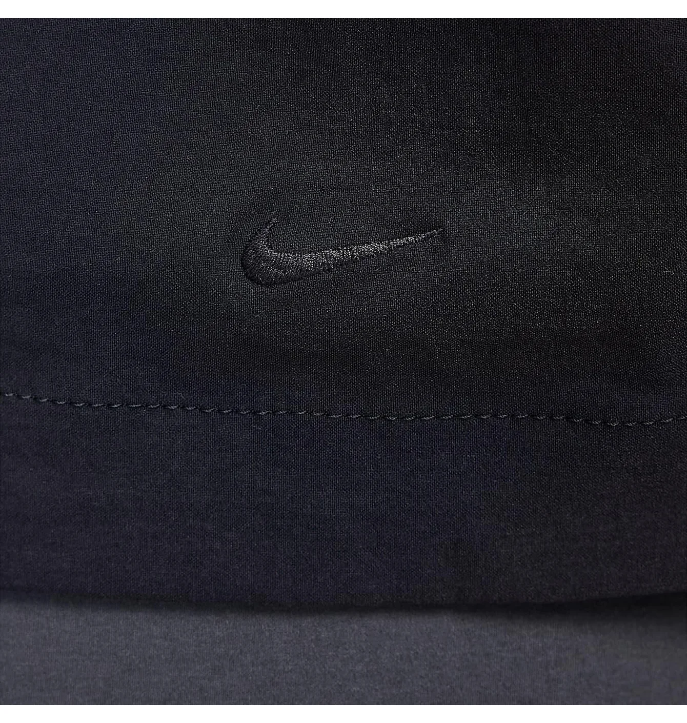 Куртка чоловіча Nike Tech Woven Jacket Black HM7151-013