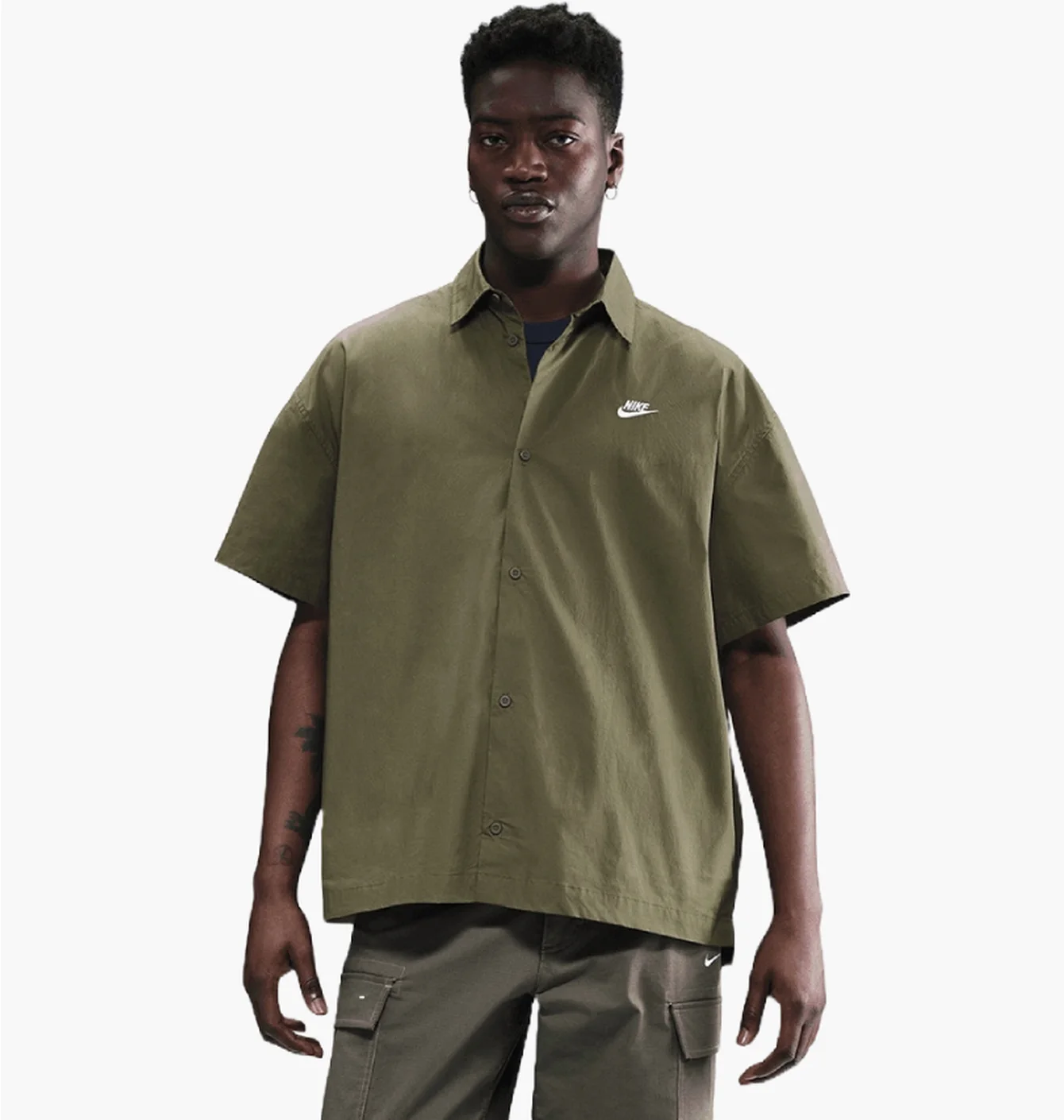 Сорочка чоловіча Nike Nk Club Ss Btn Shirt Os Olive HJ2026-222