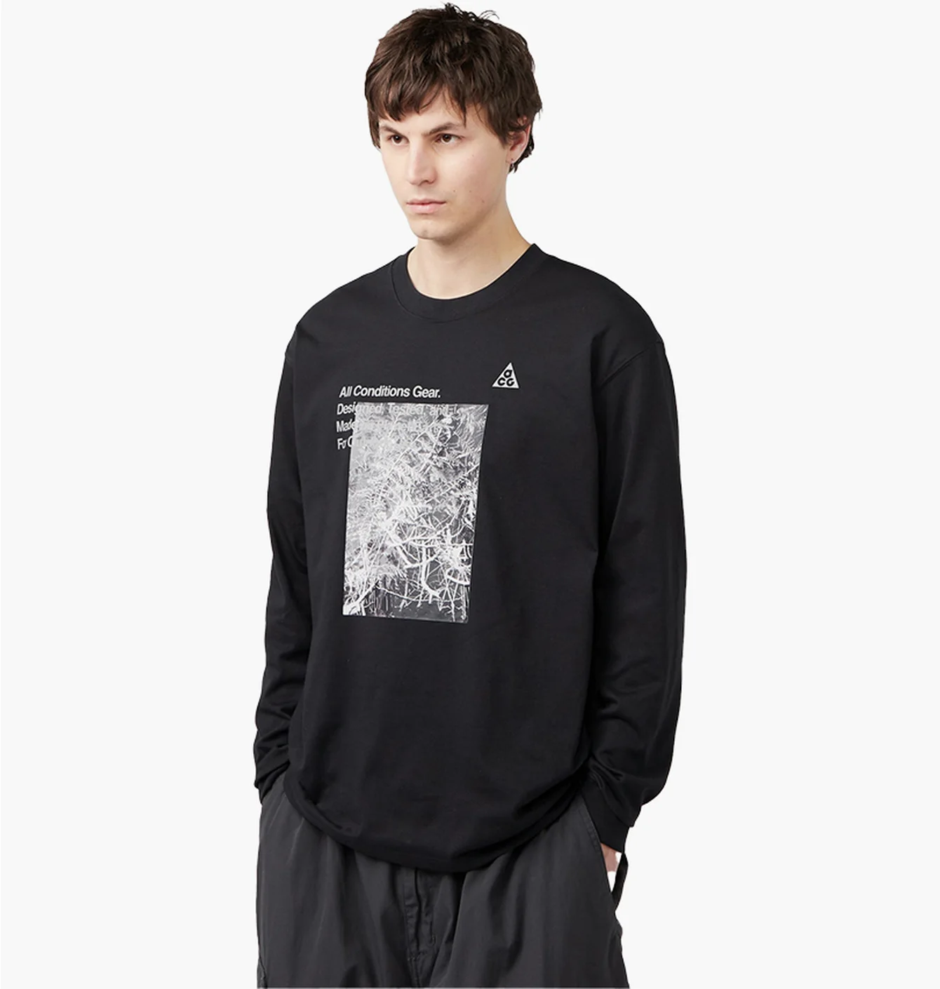 Лонгслів чоловічий Nike Acg Forest Long Sleeve T-Shirt Black FN7318-010