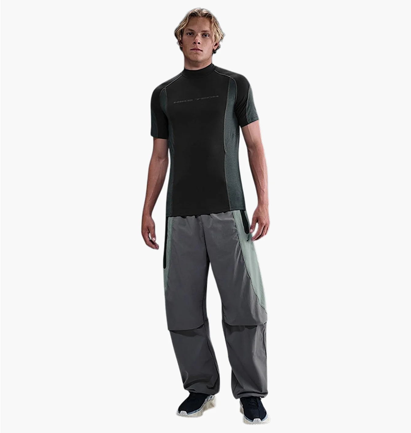 Футболка чоловіча Nike Tech MenS Dri-Fit Short-Sleeve Base Layer Black IB1522-010