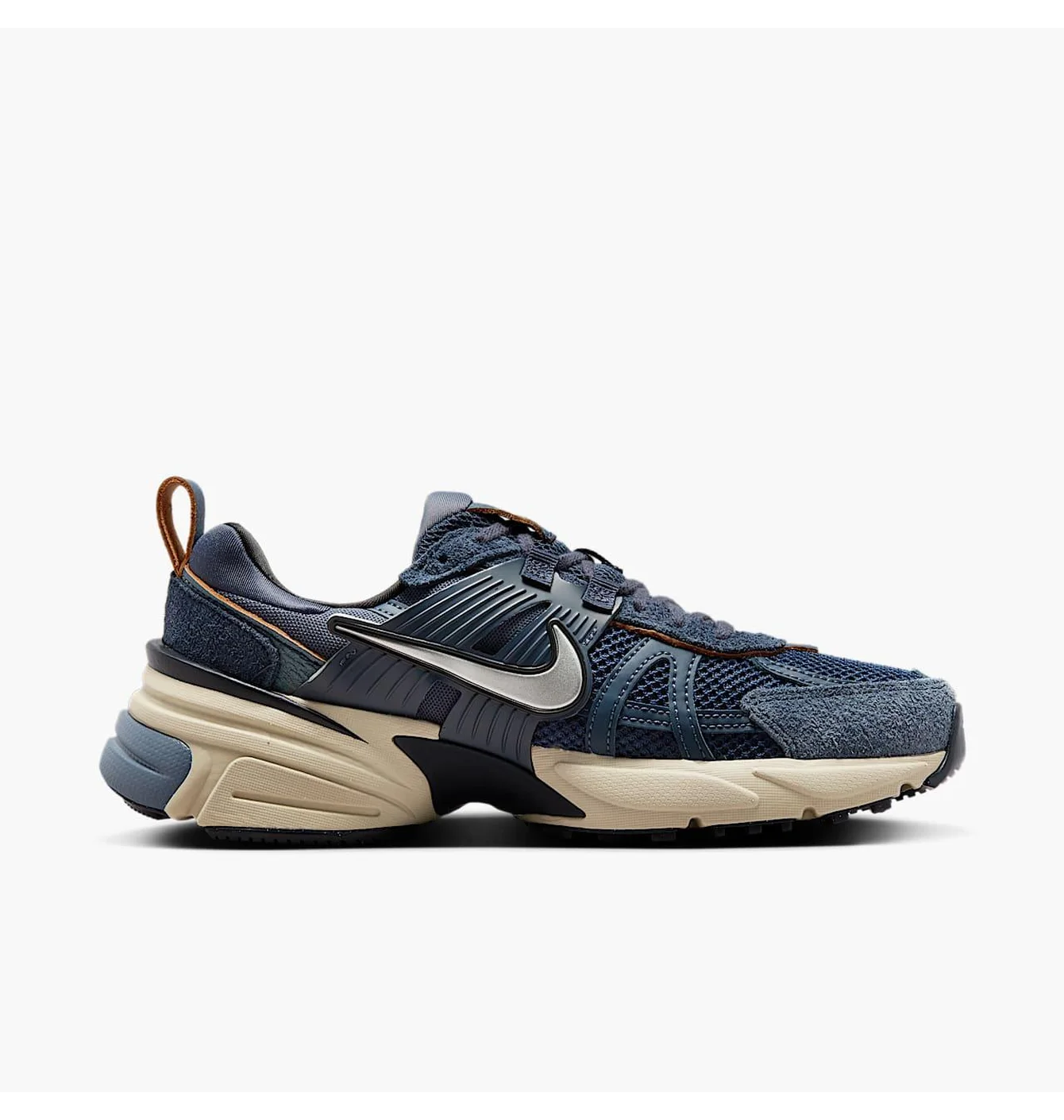 W NIKE V2K RUN