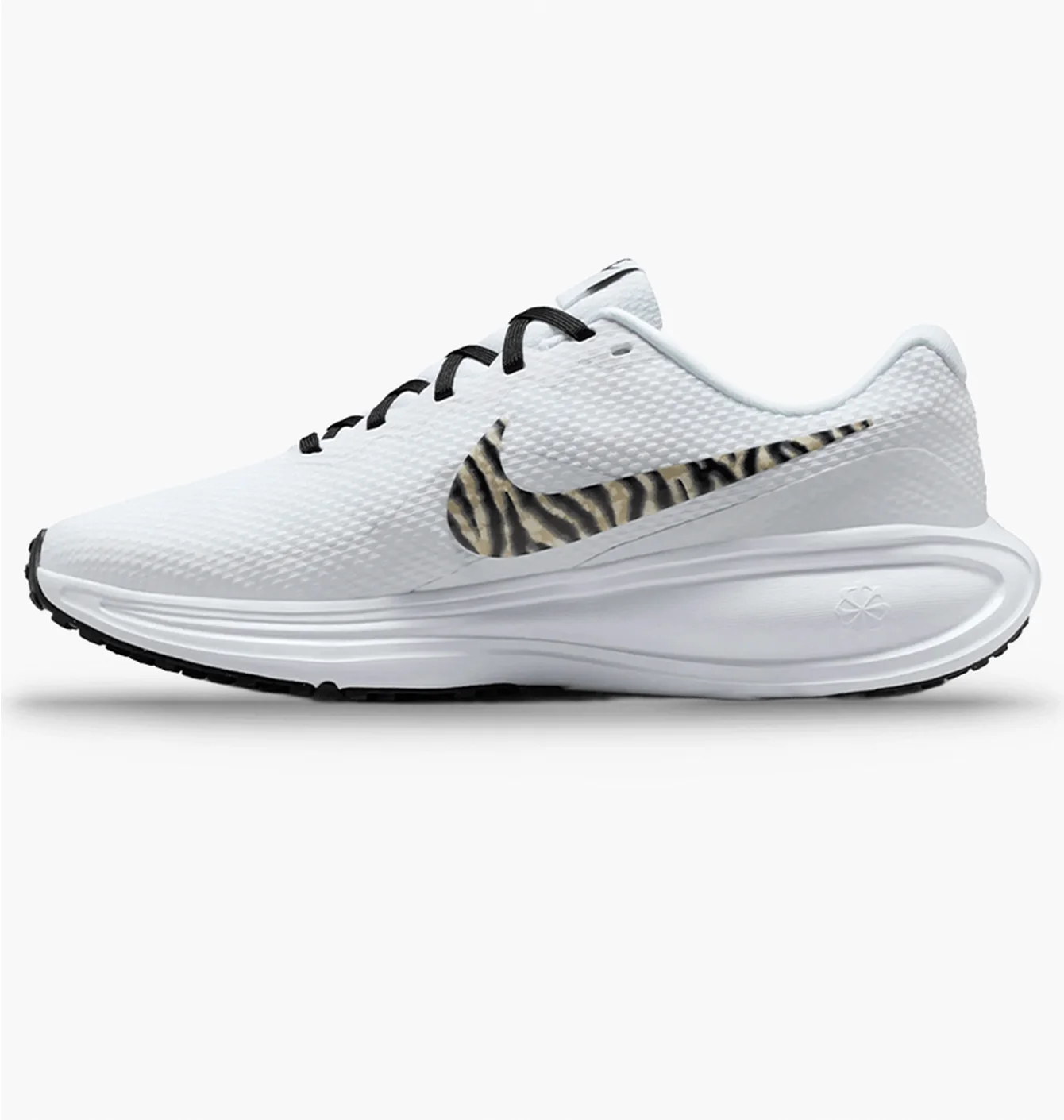 Кросівки жіночі Nike Revolution 8 White IQ0375-126
