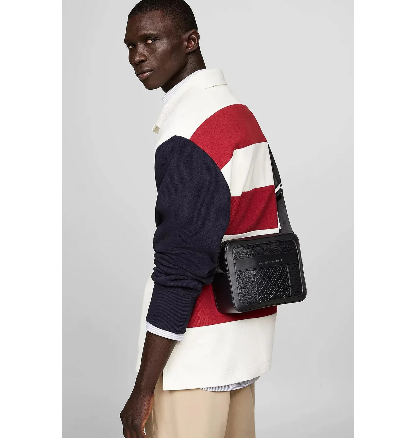 Сумка унісекс Tommy Hilfiger Central Monogram Black AM0AM13154