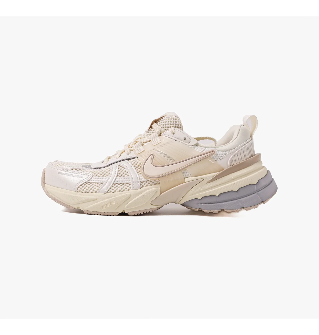 Кросівки жіночі Nike V2K Run Beige HQ1512-110