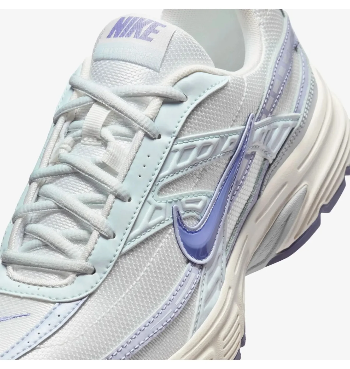 Кросівки жіночі Nike Initiator White/Light Blue IB4339-121