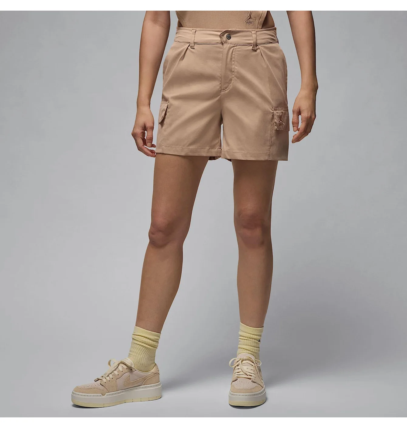 Шорти жіночі Air Jordan Chicago Beige FN5681-244