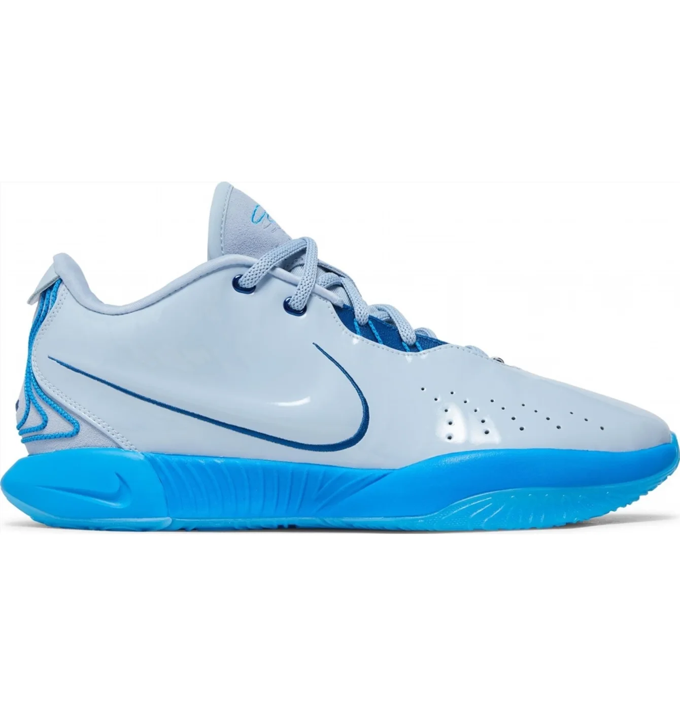 Кросівки унісекс Nike Lebron 21 Light Blue FQ4052-400