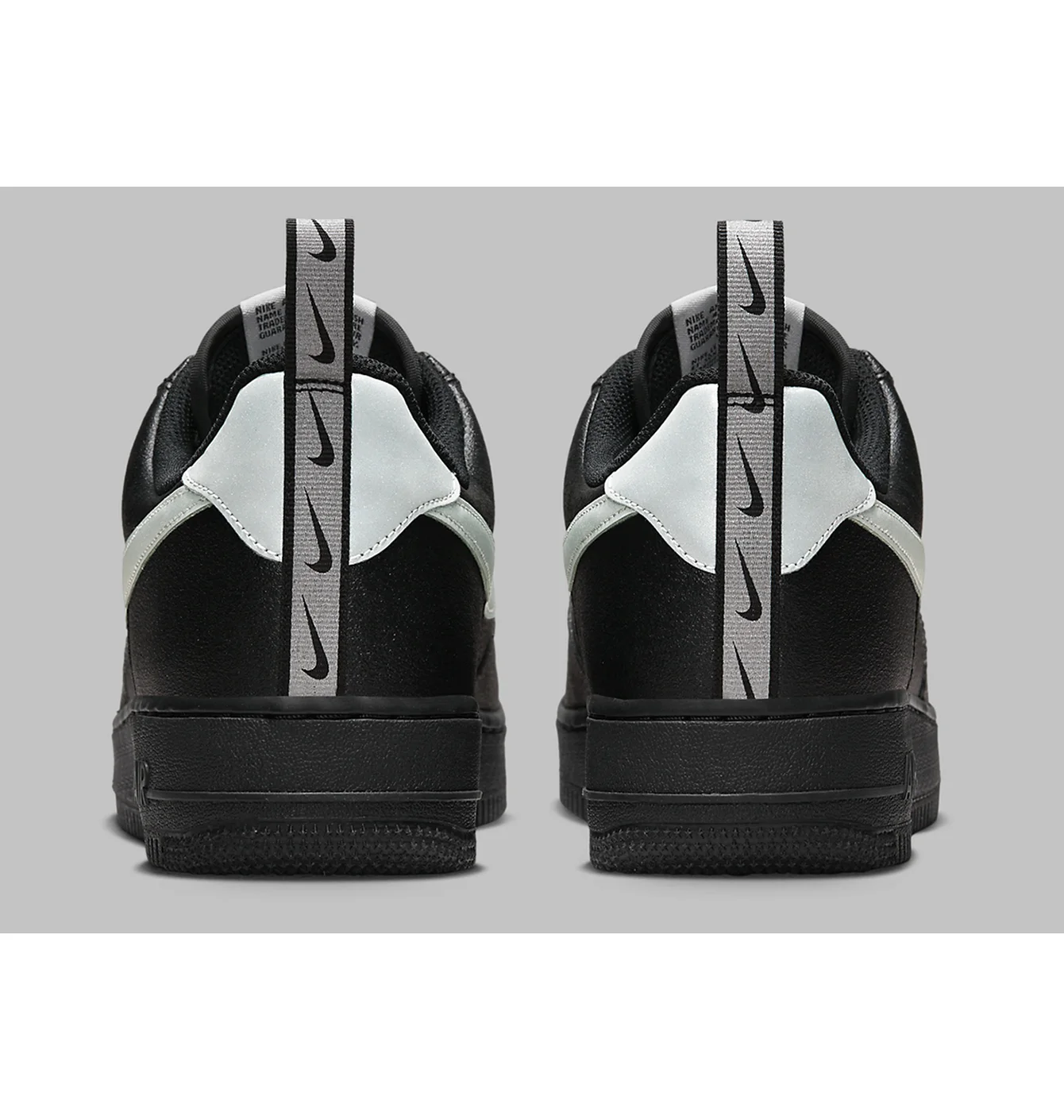 Кросівки чоловічі Nike Air Force 1 07 Lv8 Ut Black Dx8967-001