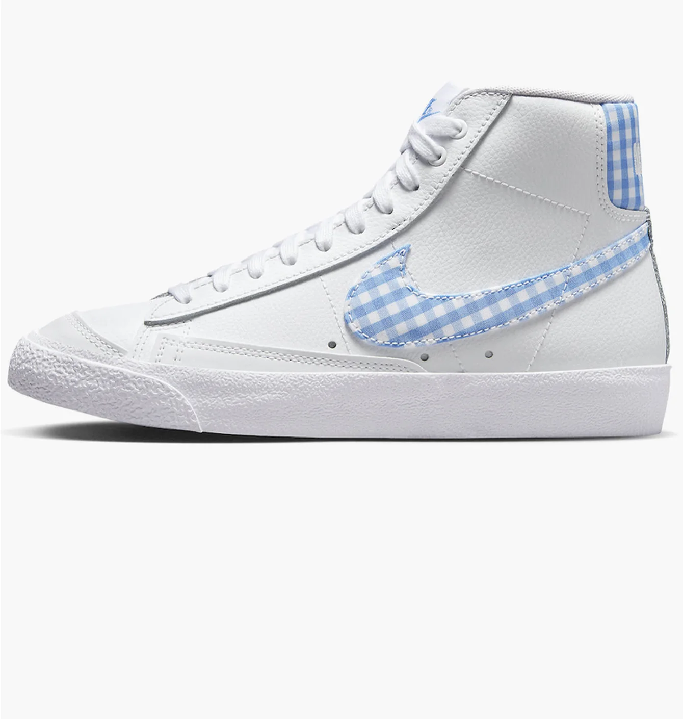 Кросівки жіночі Nike Blazer Mid 77 W Ewt White FD9163-100