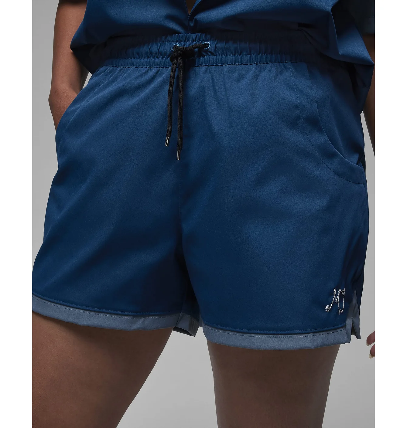 Шорти жіночі Air Jordan Woven Short Blue DZ3343-427