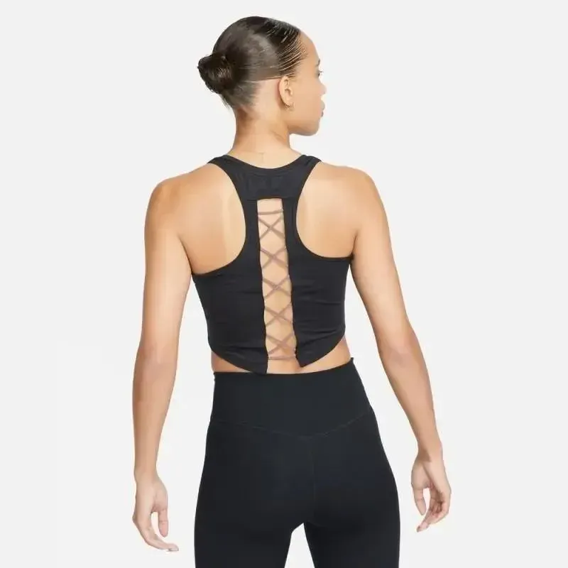 Спортивний топ жіночий Nike Tank Top One (DX0004-010)
