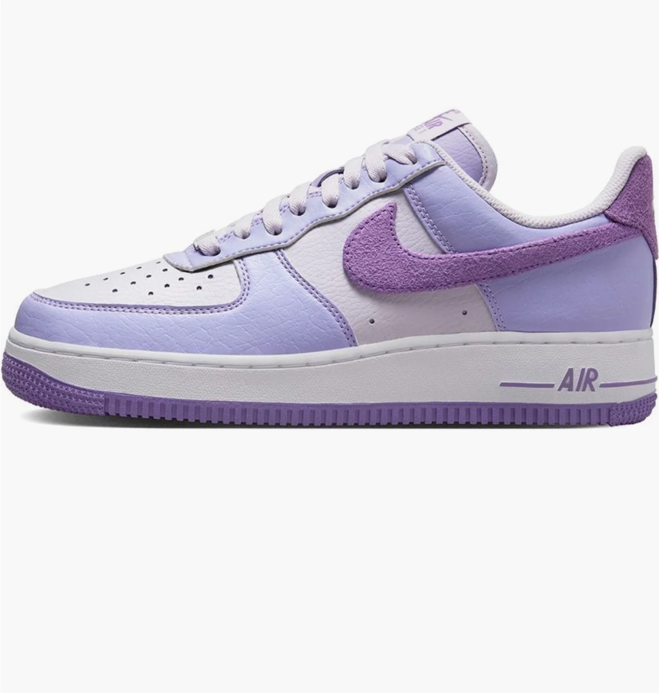 Кросівки жіночі Nike Air Force 1 07 Next Nature Violet/White HQ3905-500