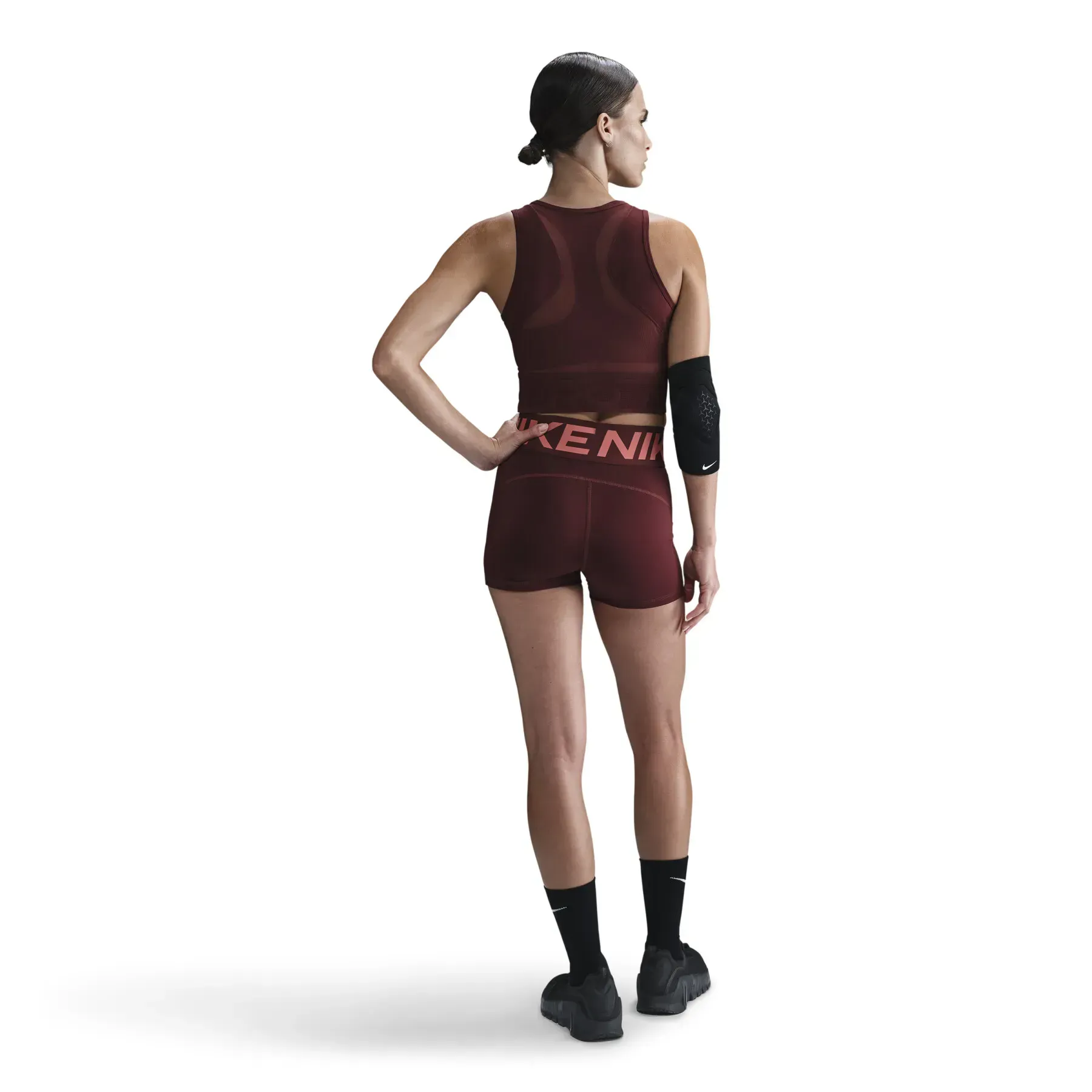 Спортивний топ жіночий Nike Tank Top Pro (HJ1192-619)