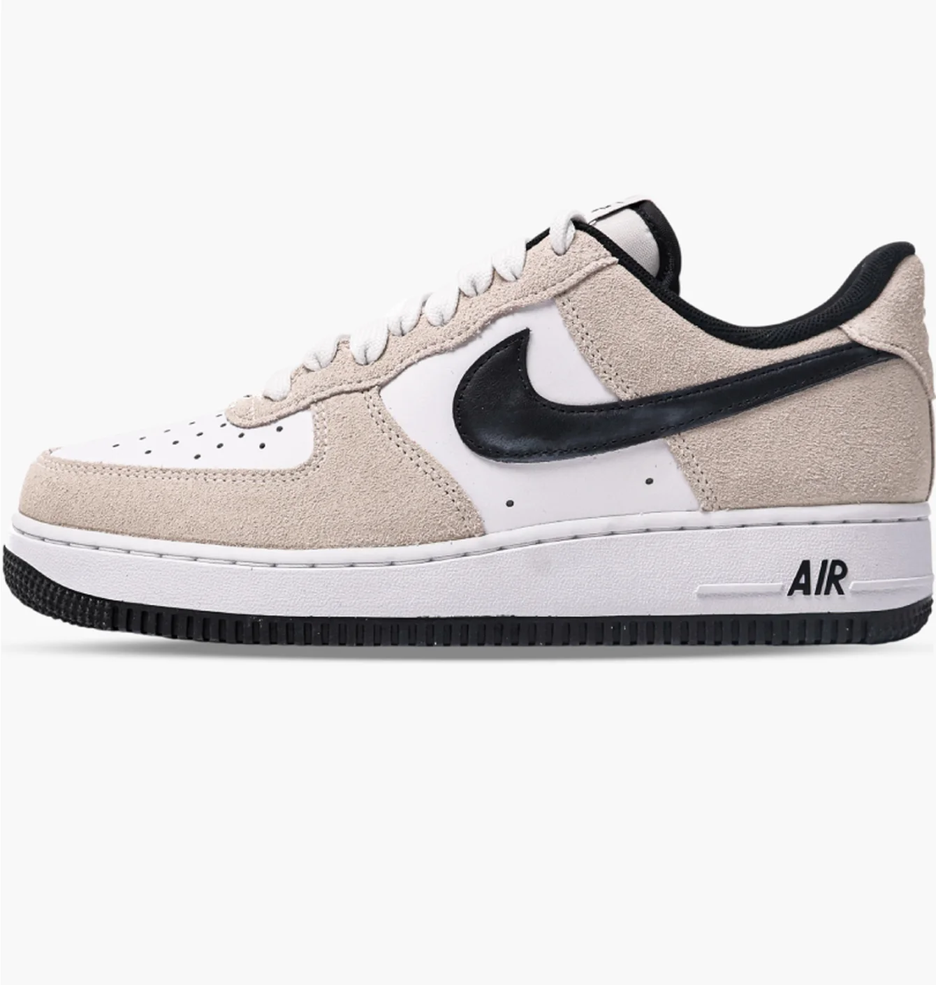 Кросівки чоловічі Nike Air Force 1 07 Lv8 White/Beige IB6388-100