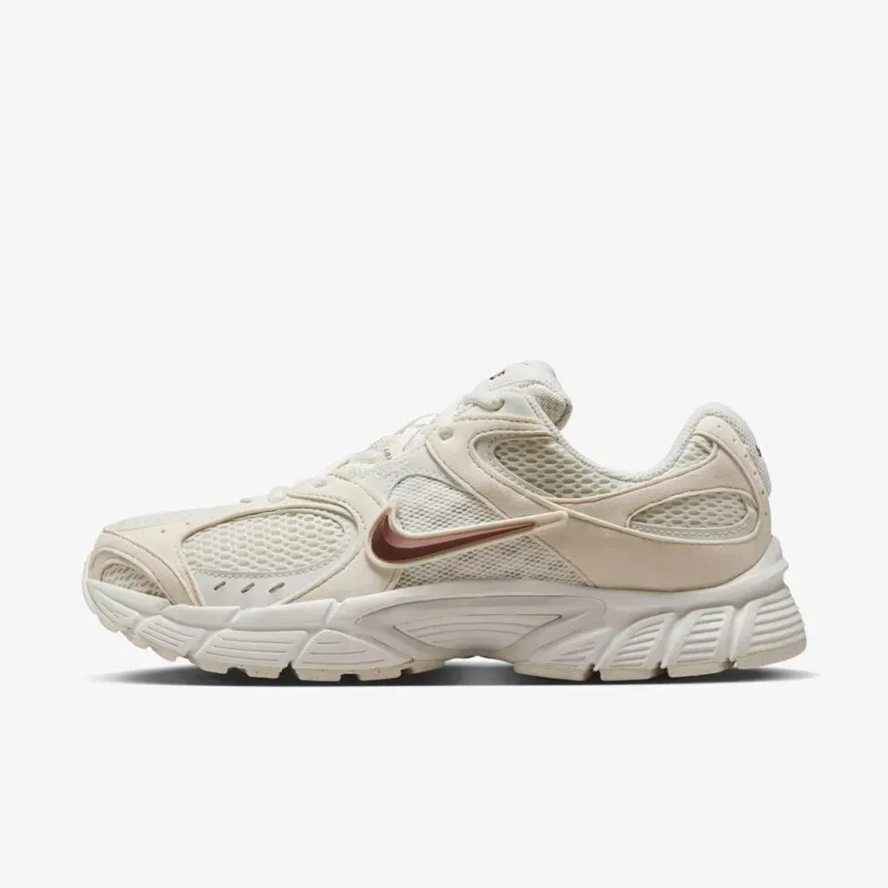 Кросівки жіночі Nike W V5 Rnr S (IQ7577-121)