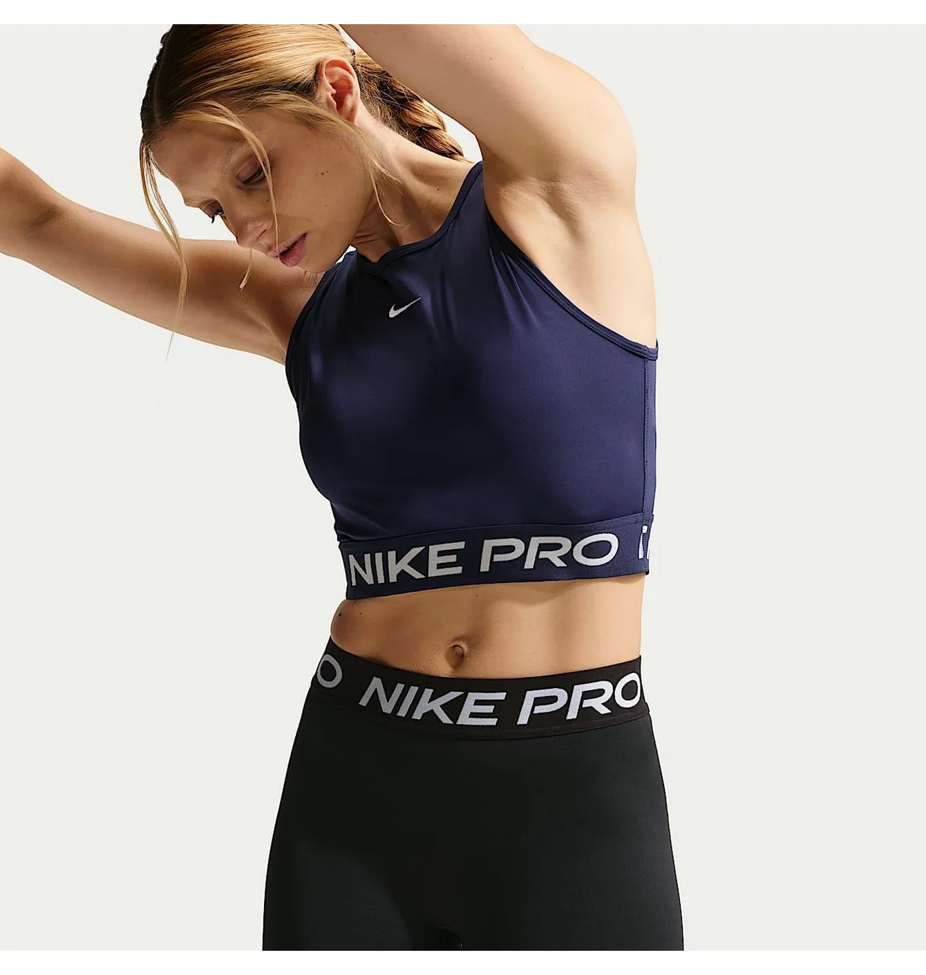 Шорти жіночі Nike Pro 365 WomenS 5 Mid- Rise Shorts Black IQ6018-010