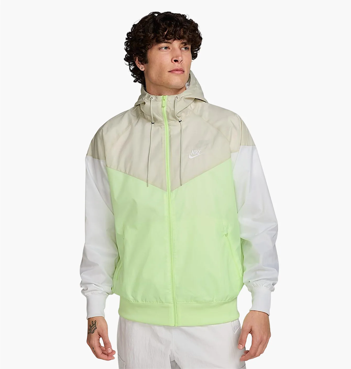Вітровка чоловіча Nike Nsw Heritage Windrunner Multi DA0001-701