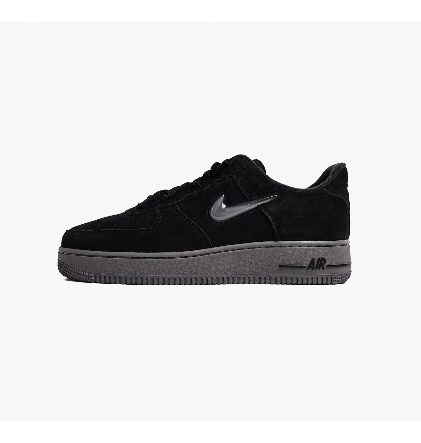 Кросівки чоловічі Nike Air Force 1 Low Jewel Suede Black HQ3827-002