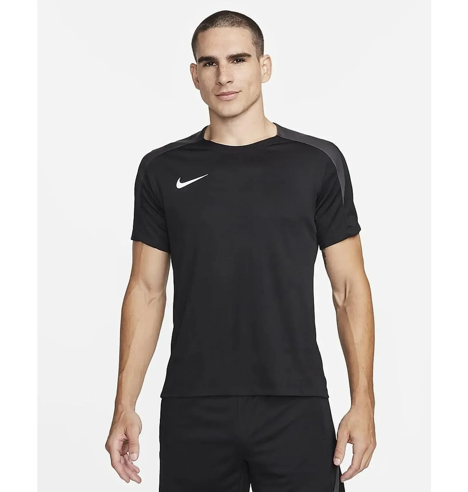 Футболка чоловіча Nike Dri-Fit Strike Black (FN2399-010)