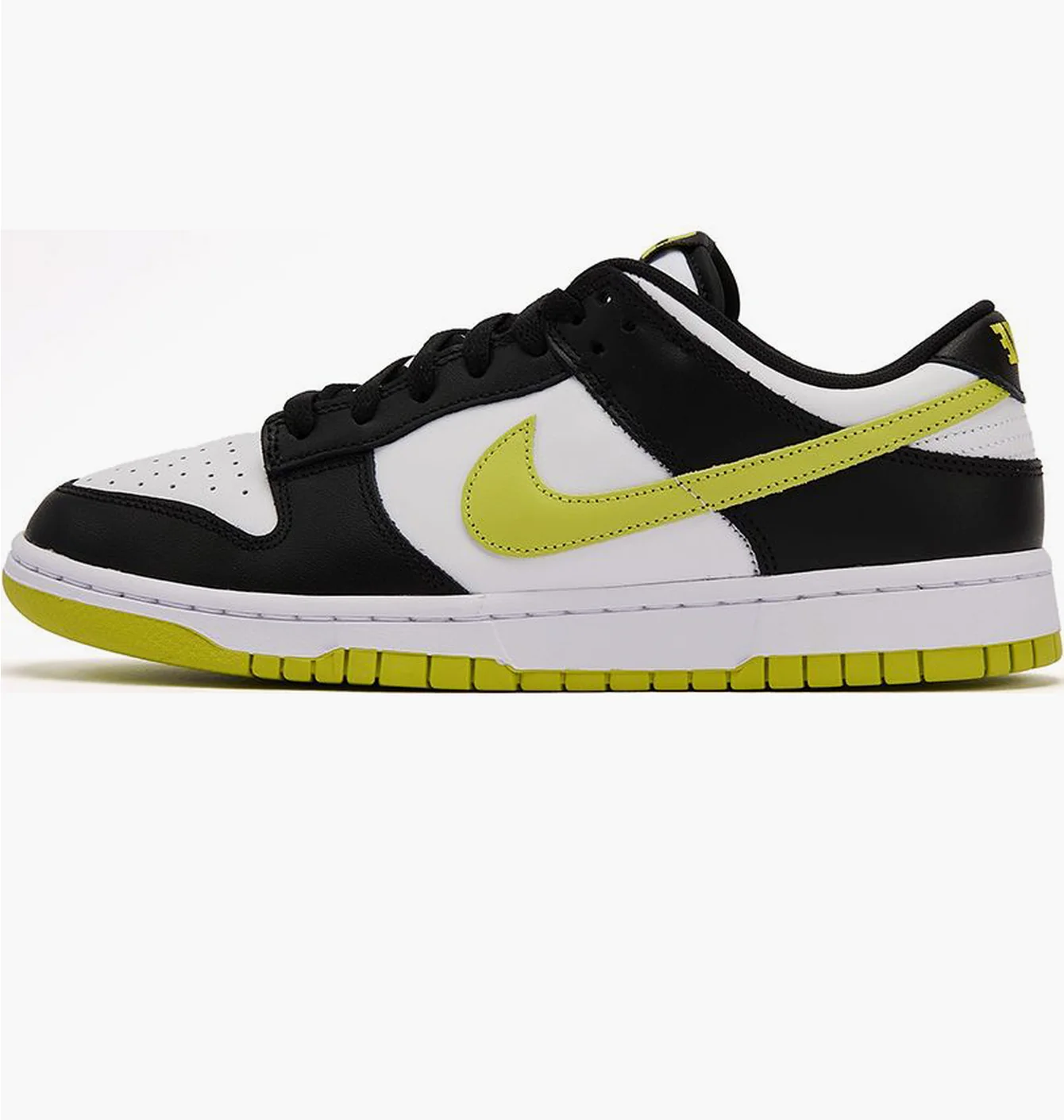 Кросівки чоловічі Nike Dunk Low Retro Black/White DV0833-110