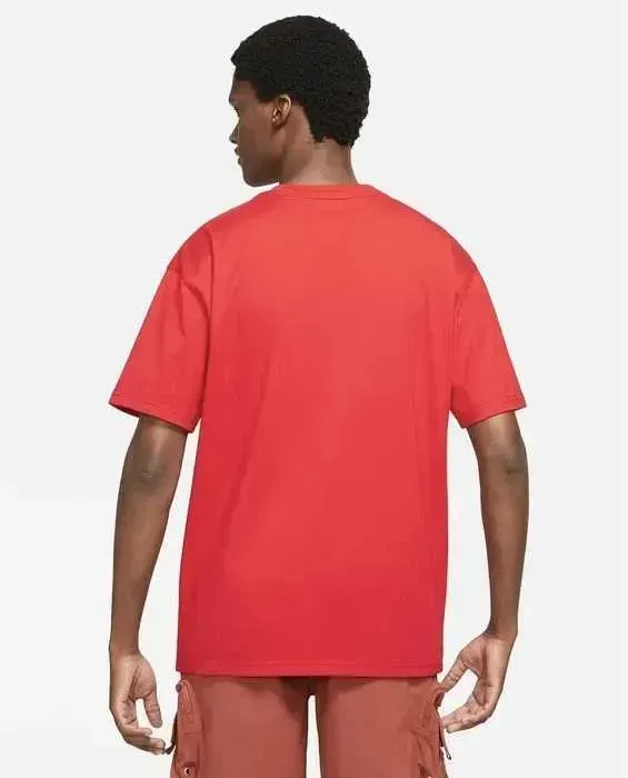 Футболка чоловіча Nike Loose Fit Short-Sleeve T-Shirt (DJ3644-657)