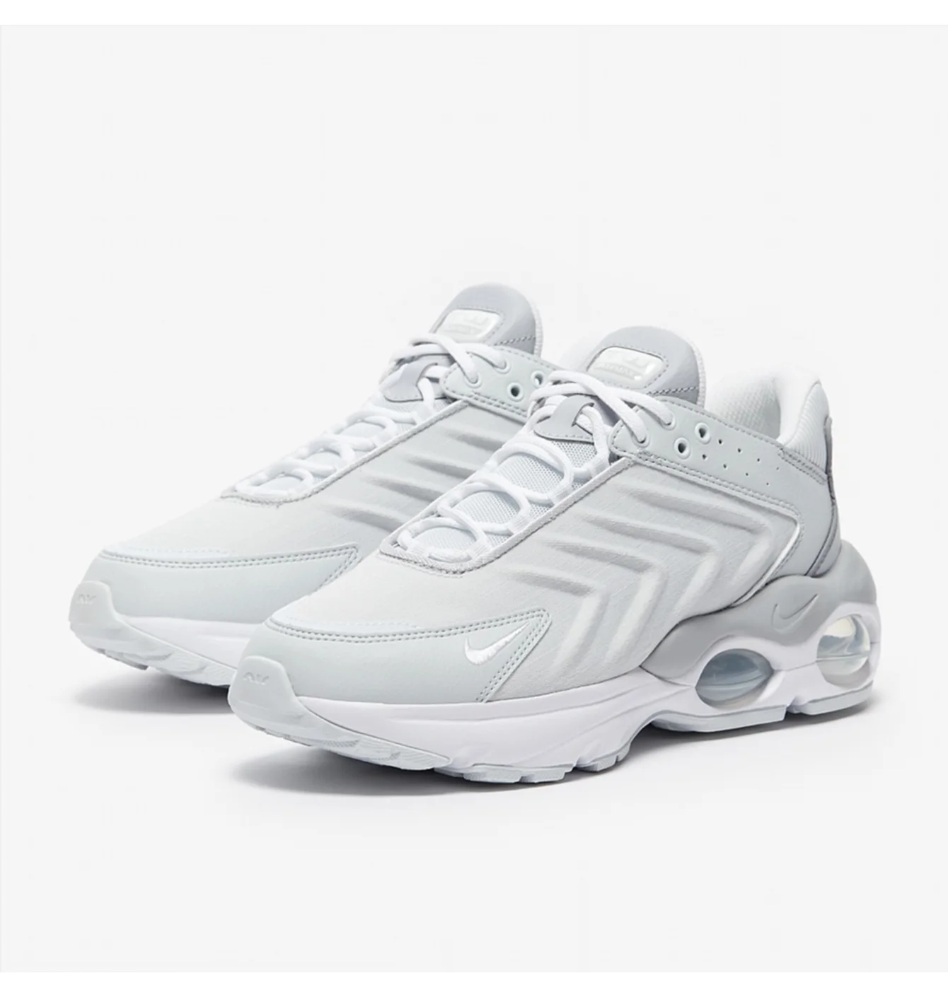 Кросівки чоловічі Nike Sportswear Air Max Tw White DV7721-002