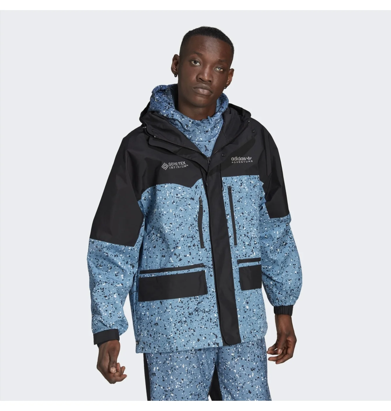 Куртка чоловіча Adidas Adventure Winter Allover Print Gore-Tex Jacket Light Blue/Black Hk5019