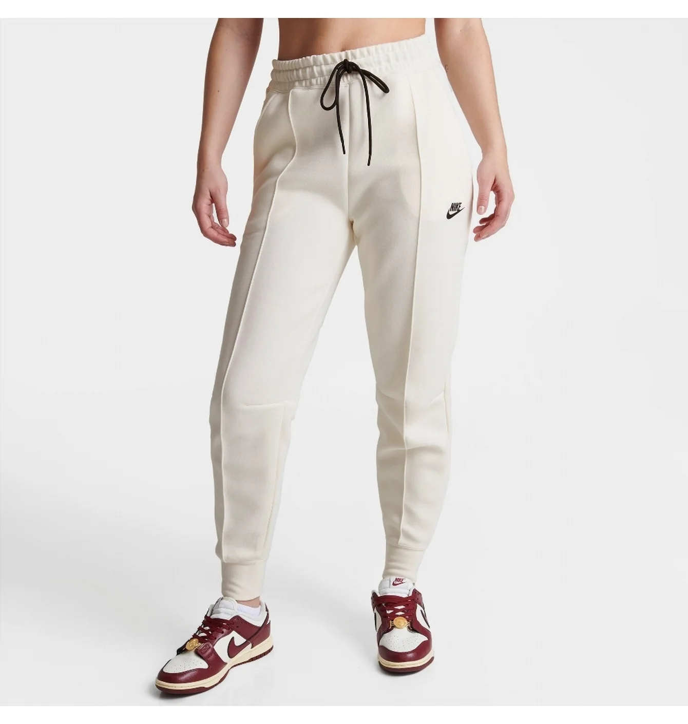 Штани жіночі Nike Sportswear Tech Fleece Jogger Pants Beige FB8330-110