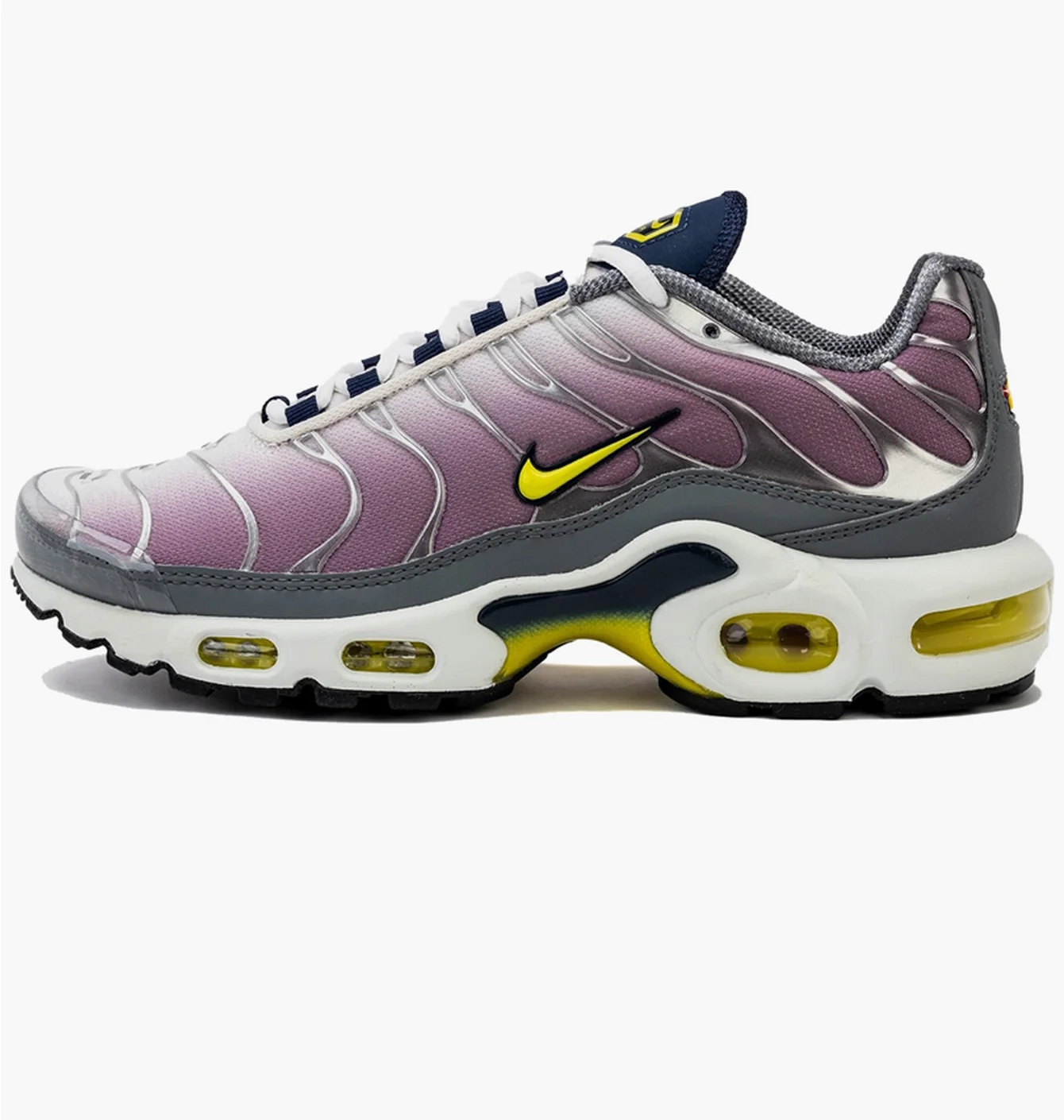 Кросівки жіночі Nike Air Max Plus Violet Dust Womens Lifestyle Shoe Violet/White FN8007-500