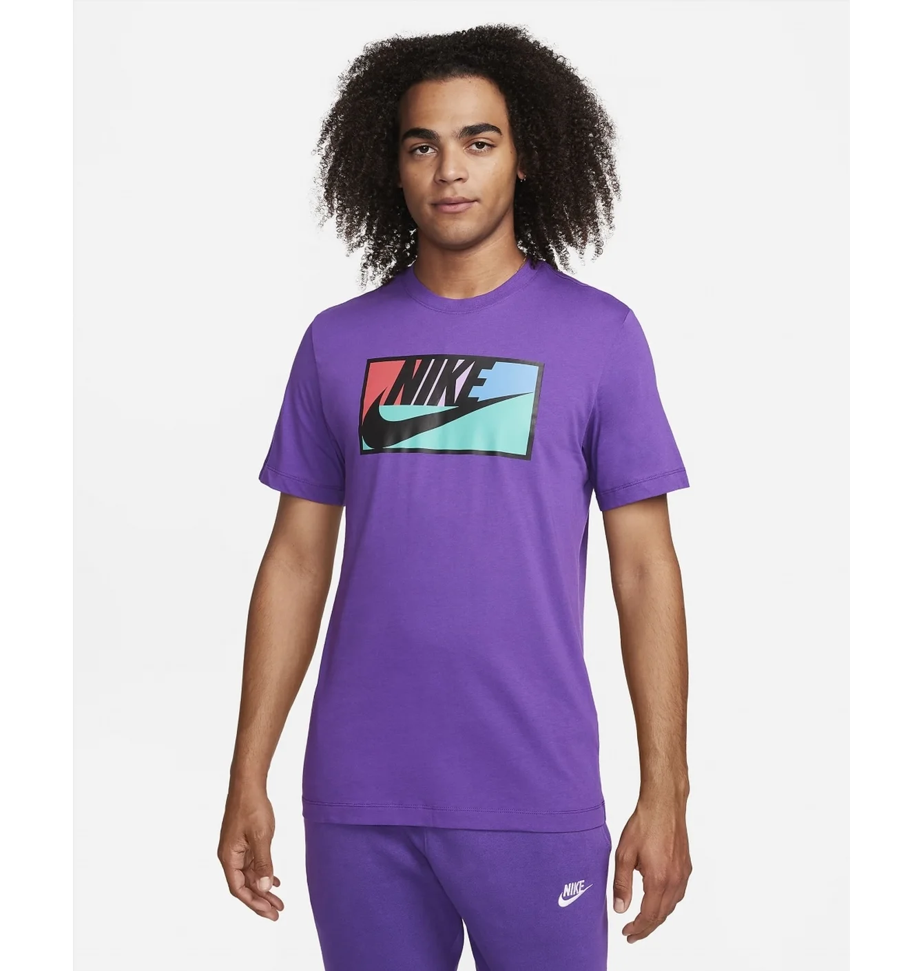 Футболка чоловіча Nike Sportswear T-Shirt Violet FJ1121-599