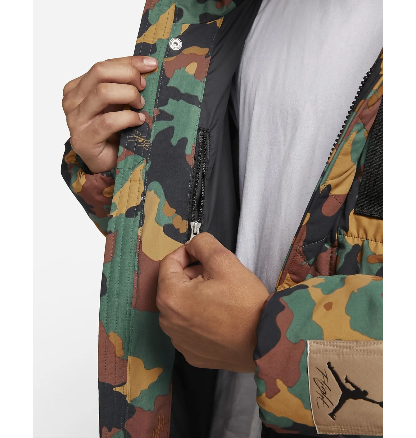 Парка чоловіча Air Jordan Mens Allover Print Parka Camo DC9679-333