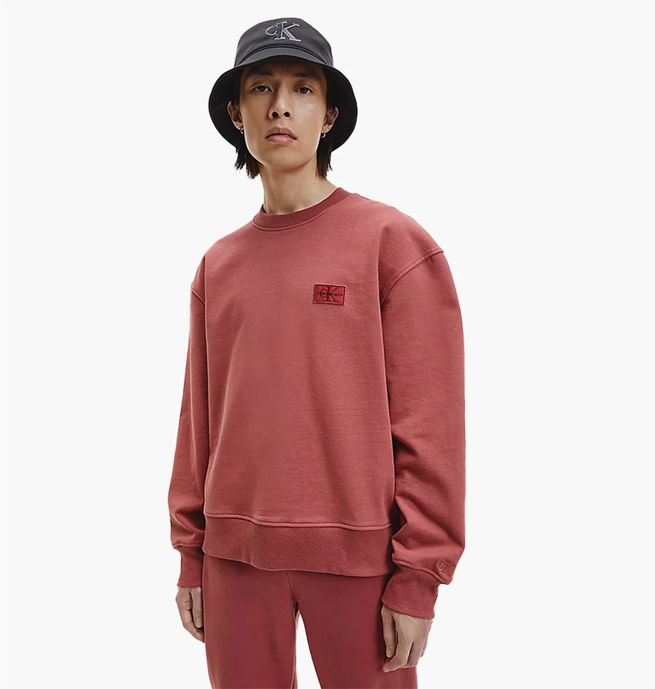 Світшот чоловічий Calvin Klein Shrunken Badge Crew Neck Terracotta Tile Bordo J30J321544